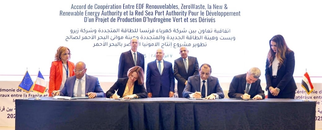 Egypt, France sign €7B deal to build green hydrogen complex in Ras Shukheir